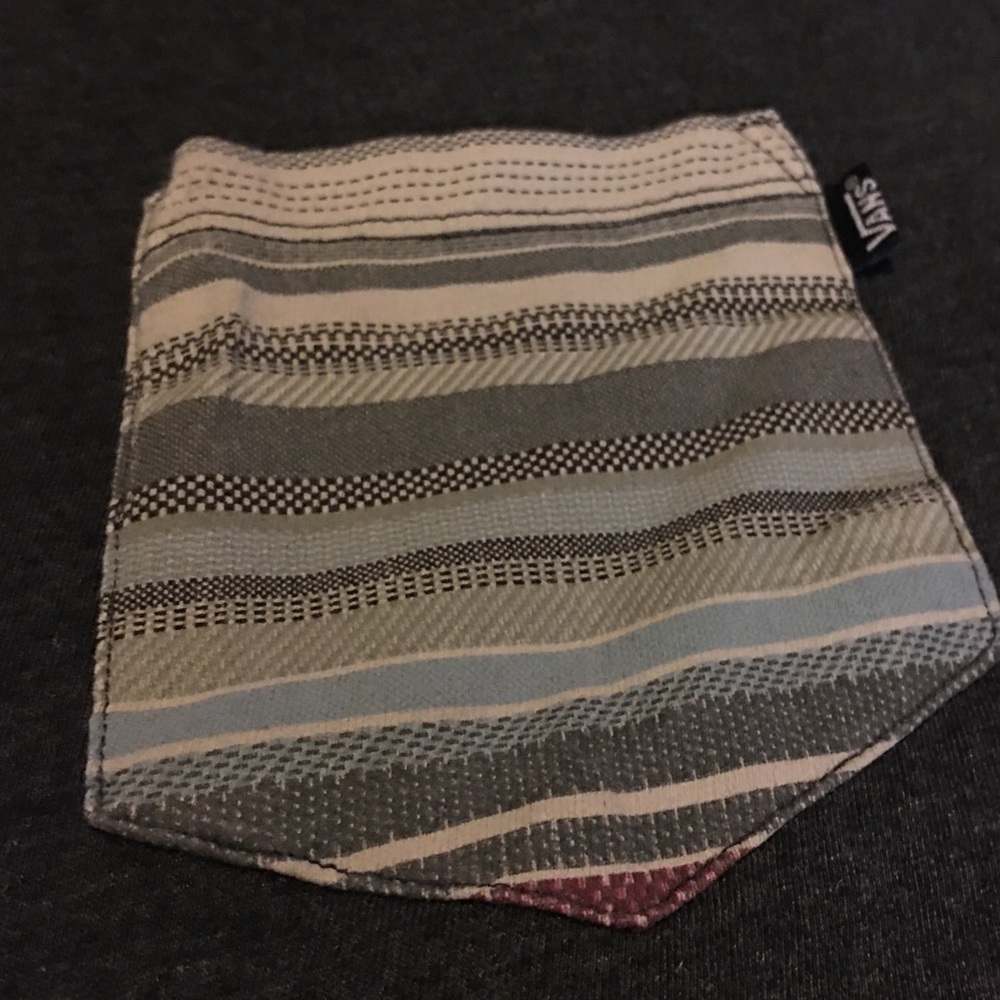 VANS Pocket Tshirt Size Medium - Picture 3 of 3